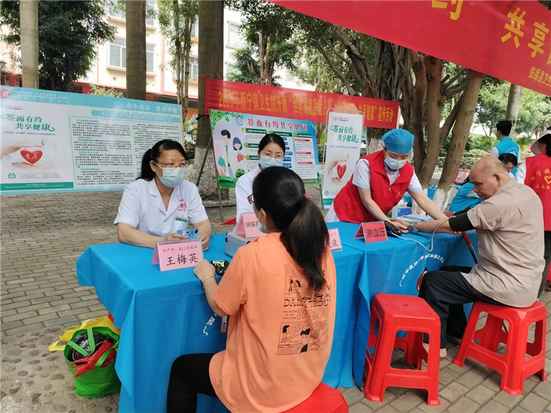 空港院区医务门急诊健康管理党支部开展“世界家庭医生日”义诊宣传活动